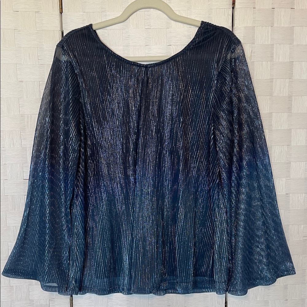 Spense Shiny Blue Blouse Size Large PTP 19”-22” NWT